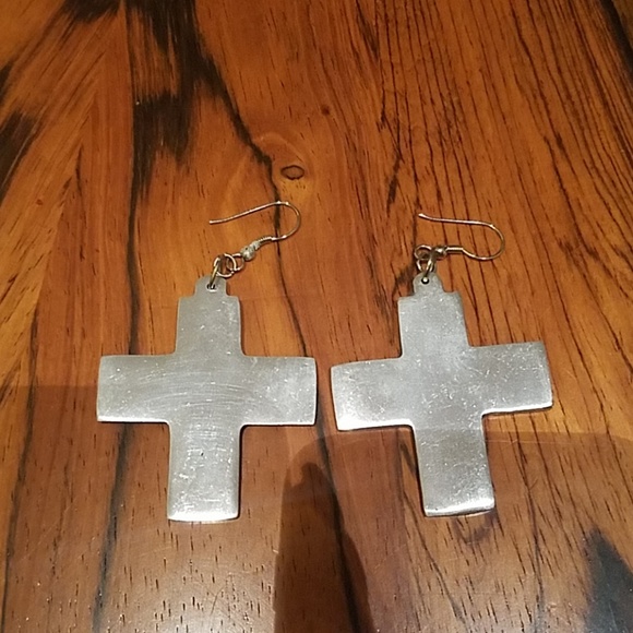 Jewelry - Cross earrings